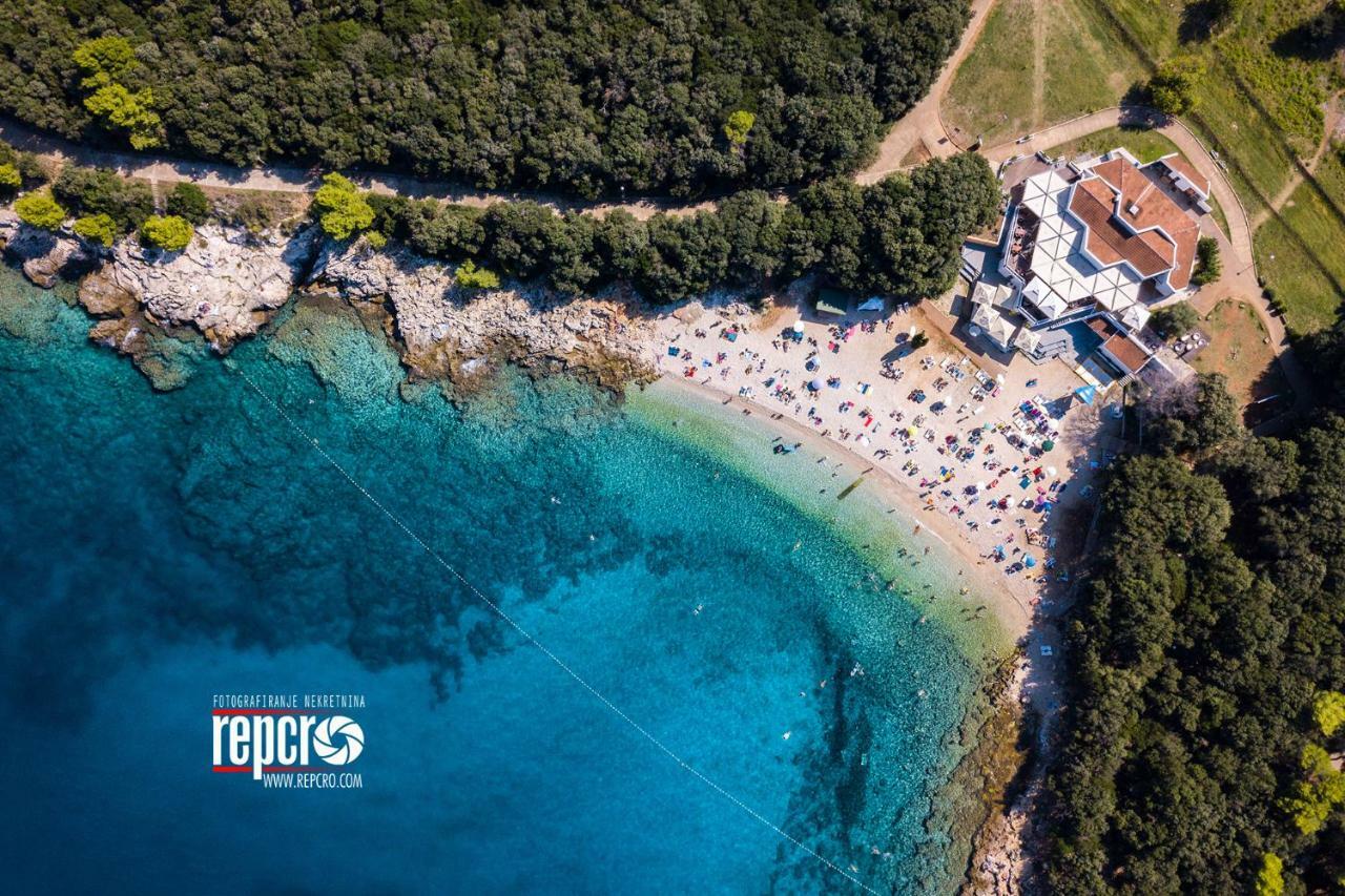 Апартаменты Monte Paradiso Deluxe Пула Экстерьер фото
